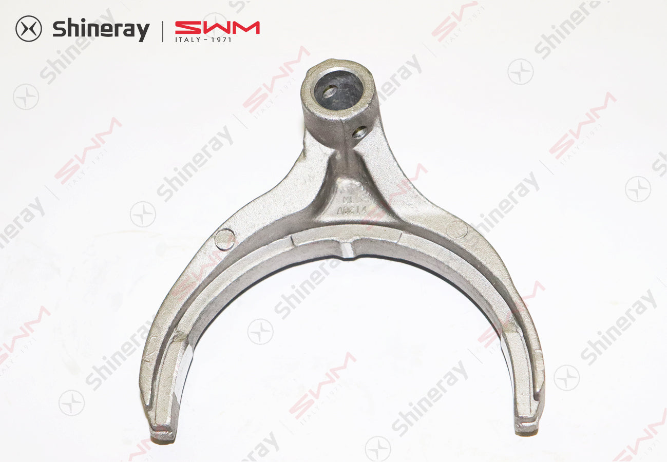 1703613-T1500-A000000>3rd/4th gear shift fork>5MT