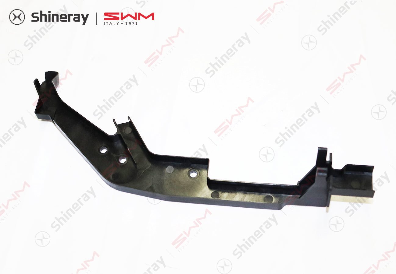 1704702-E2000-A000000>Oil guide groove>5MT