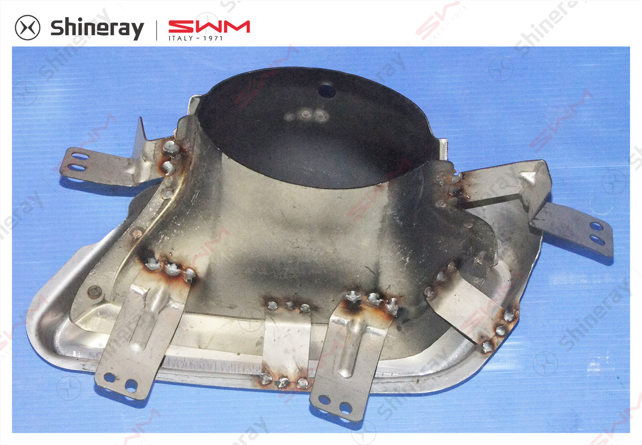 1201360-E0010-B100000>Exhaust Decorative Cover Assembly (Right)