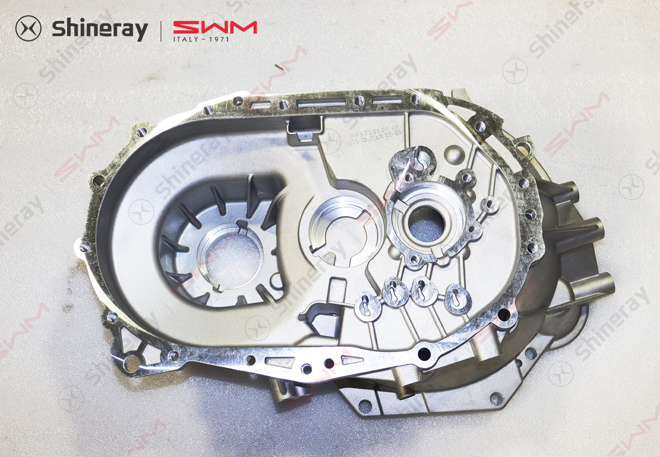 1701711-E2000-A000000>Right box>5MT