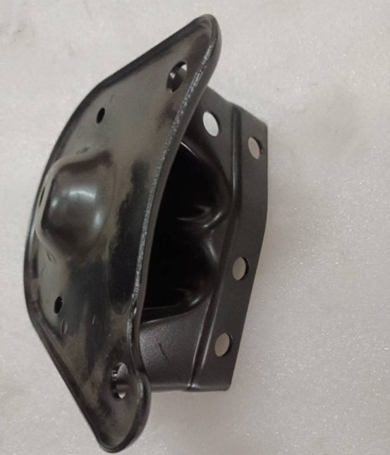 5130820-E0010-A000000>Buffer Block Right Installation Bracket Assembly>Non 7DCT