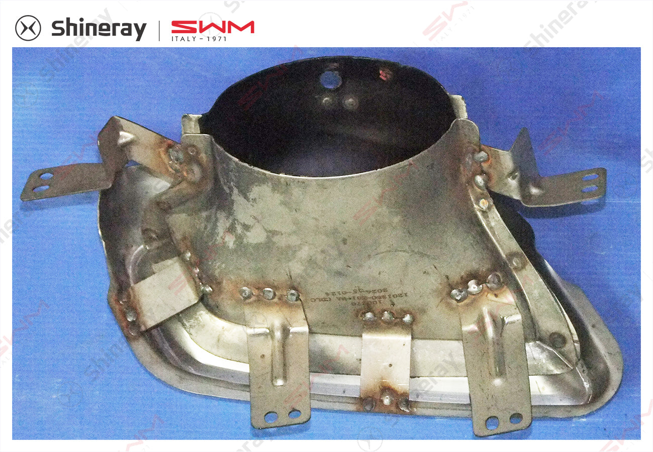 1201350-E0010-B100000>Exhaust decorative cover assembly (left)