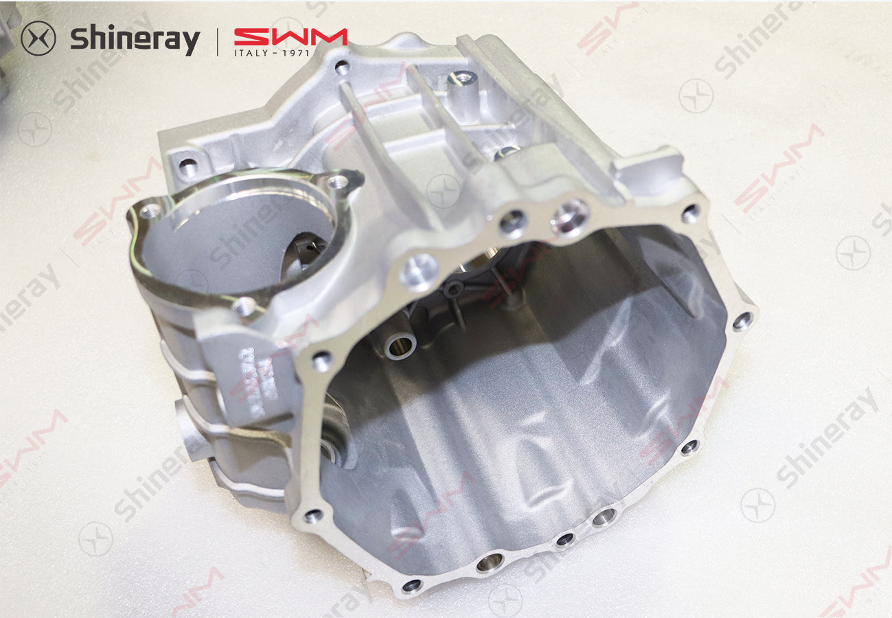 1701721-00000-X515C01>Rear box