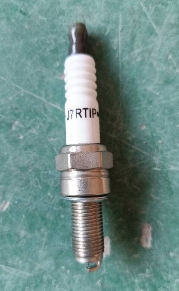 3707810-C1403-A100000>Spark plug