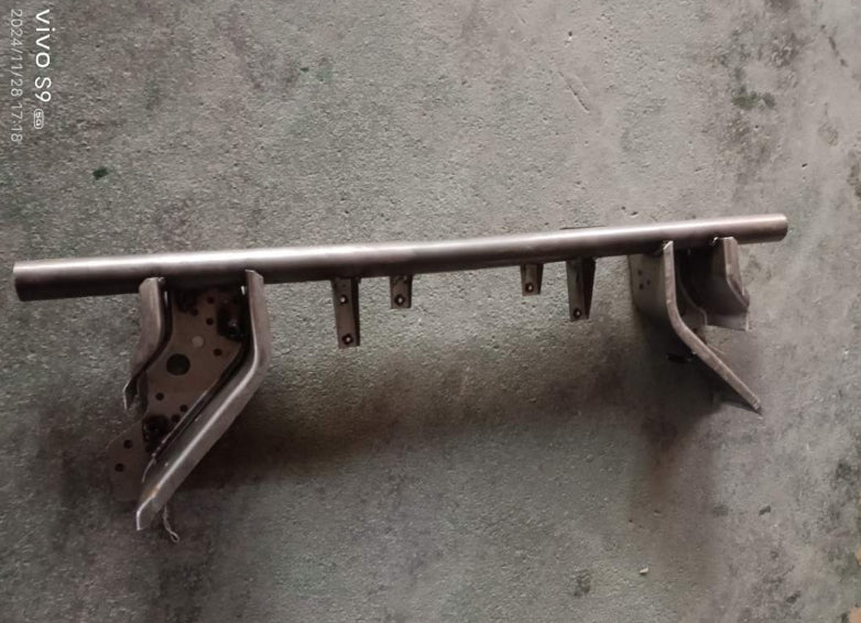 2801340-BB050-B100000>Front thrust rod installation pipe beam assembly