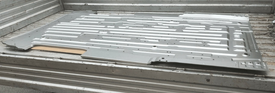 5101511-BB030-AA00000>Rear floor