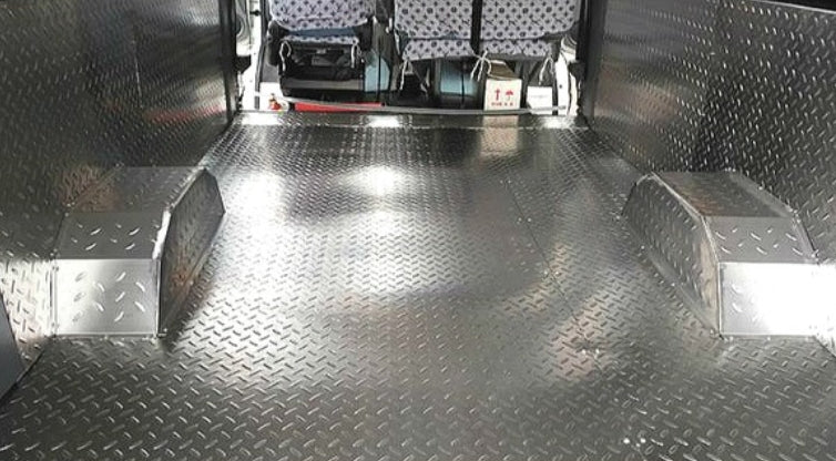 5109201-BB260-AA00000>Cargo box patterned aluminum floor