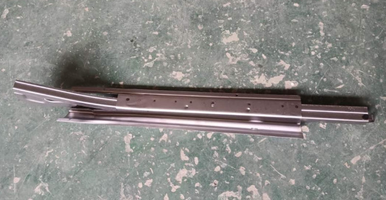5401310-BA020-AA00000>Rear door upper slide rail connection plate assembly (left)