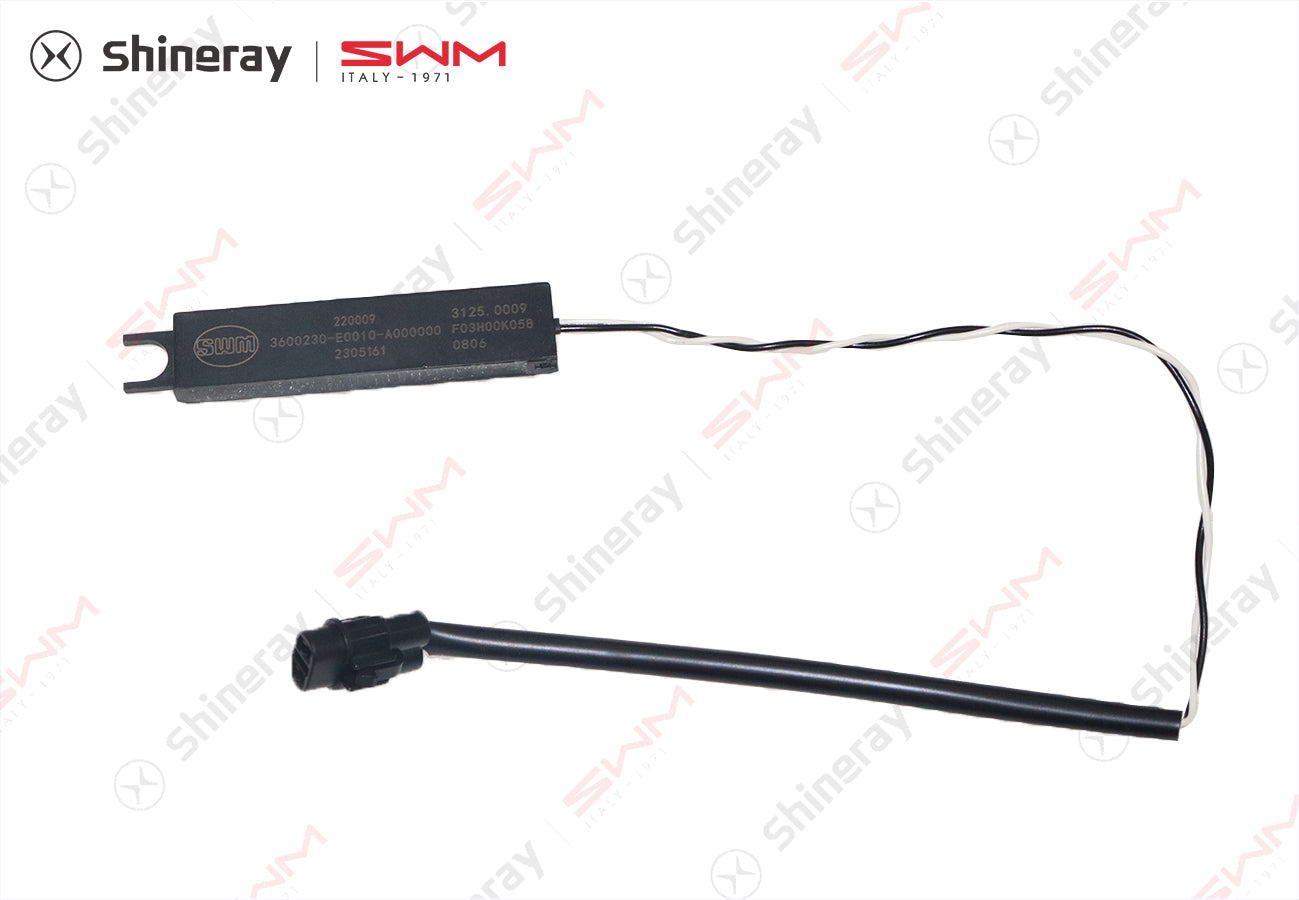 3600230-E0010-A000000>Driver's door antenna