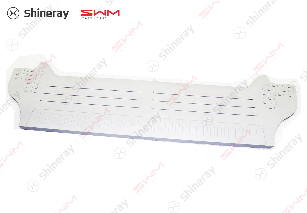 5102301-BB020-AA00000>Back door threshold trim