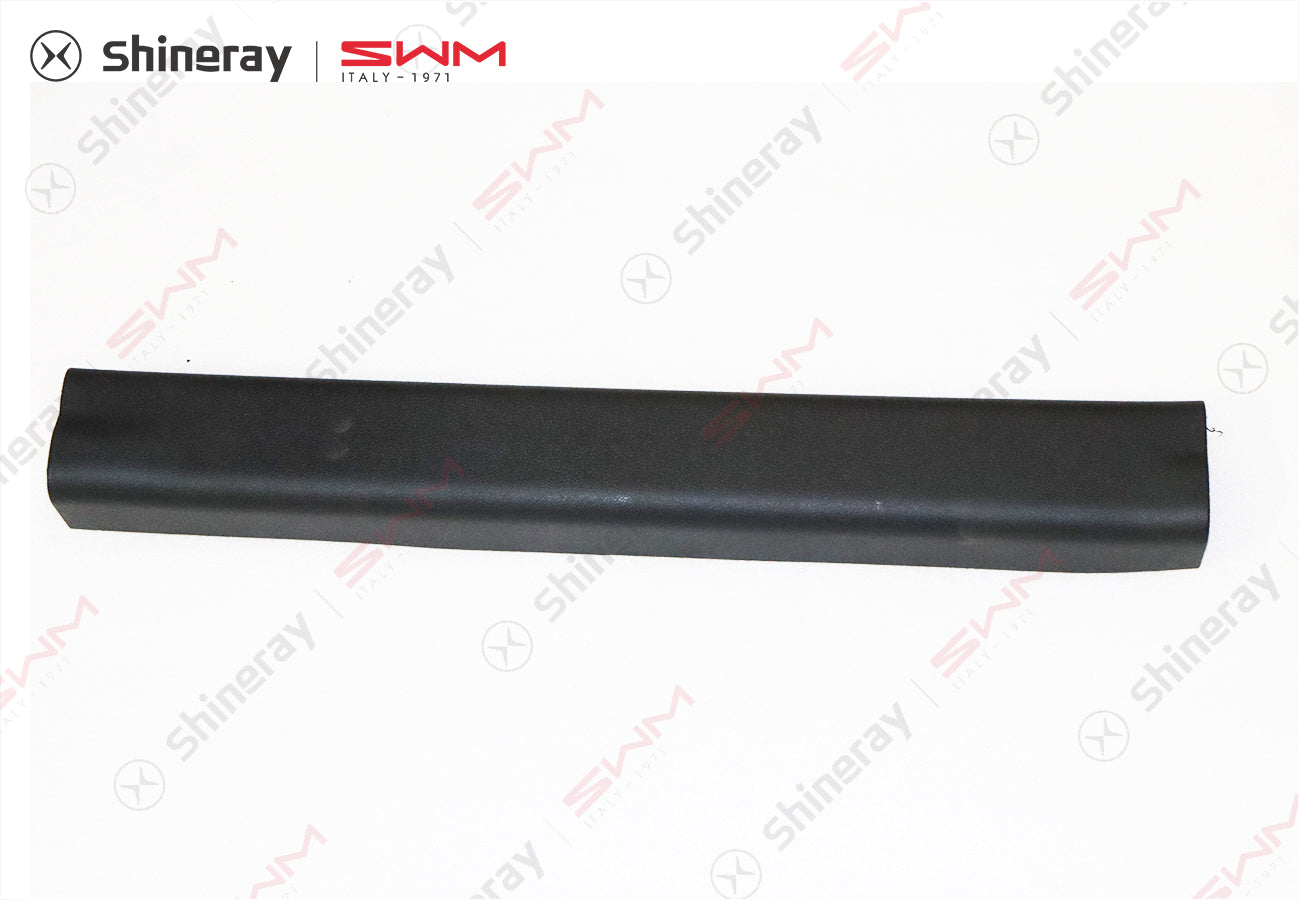 5124200-FA010-A000000>Right front carpet pressure strip assembly