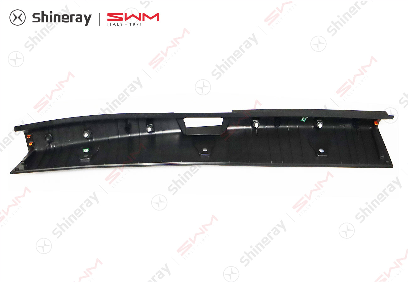 5136300-FA010-A000000>Tailgate sill assembly