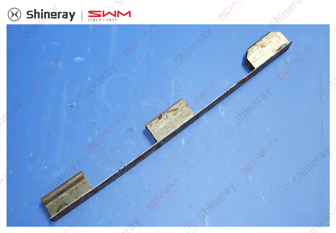 5150101-BB040-A000000>Middle door sill support plate (left)