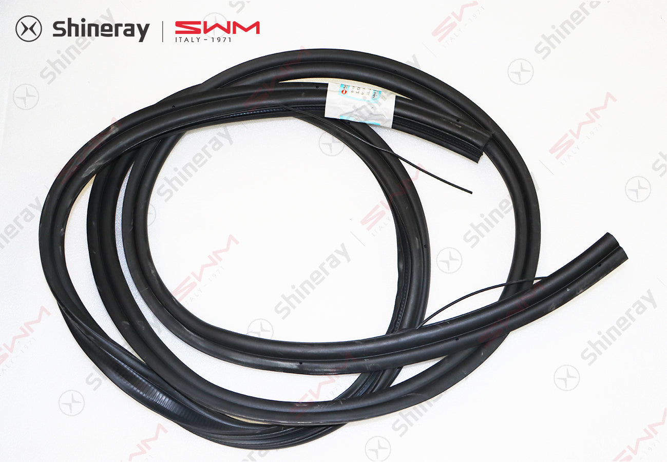 5302111-E0010-A000000>Tailgate sealing strip