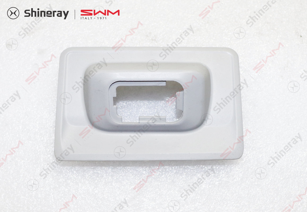 5306130-BB010-A000000>USB panel