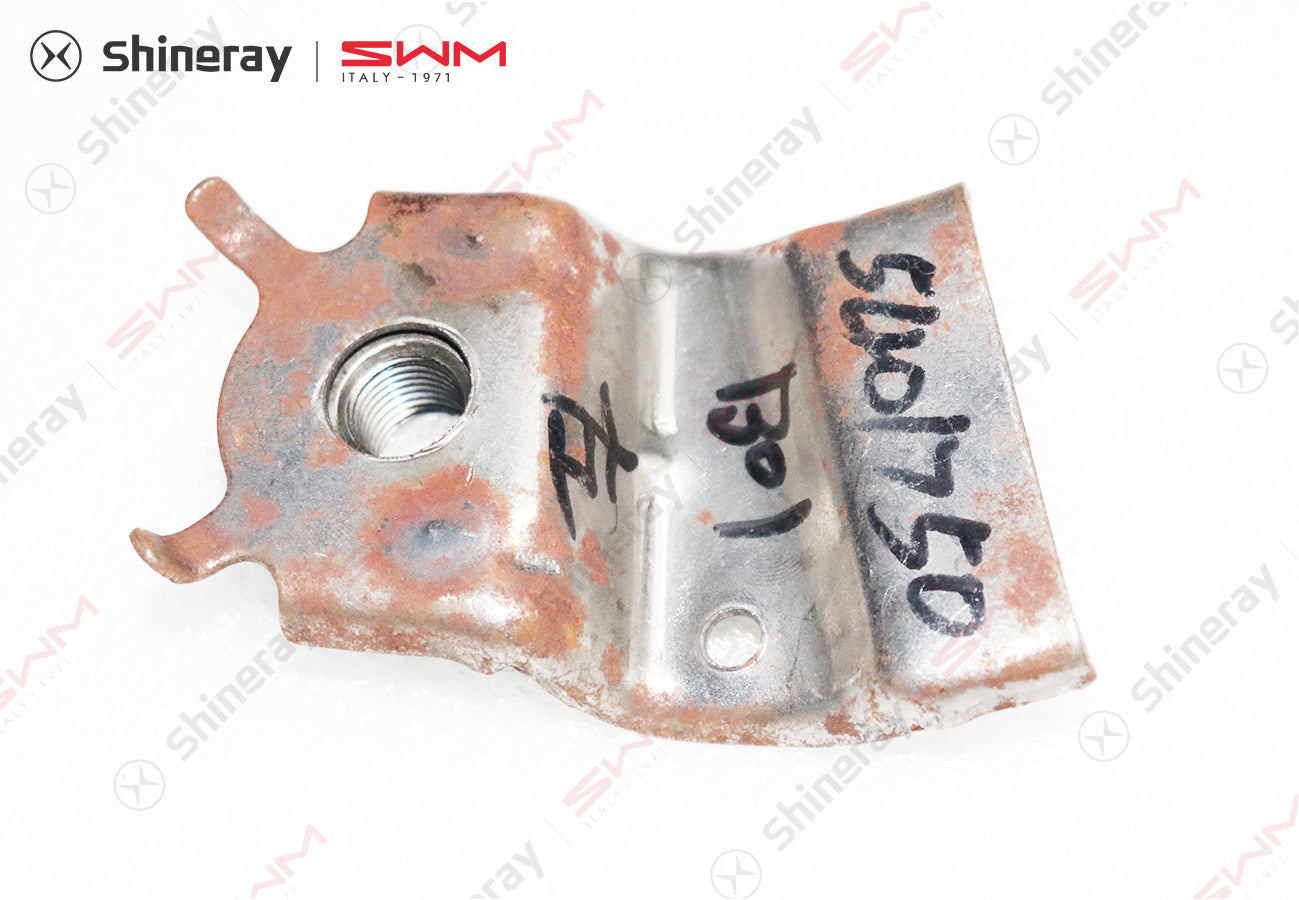 5401750-BA010-A000000>Safety belt retractor mounting bracket assembly (left