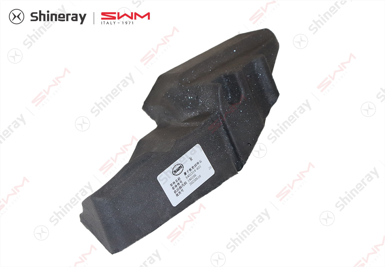 5402314-E0010-A000000>Sealing element on right fender