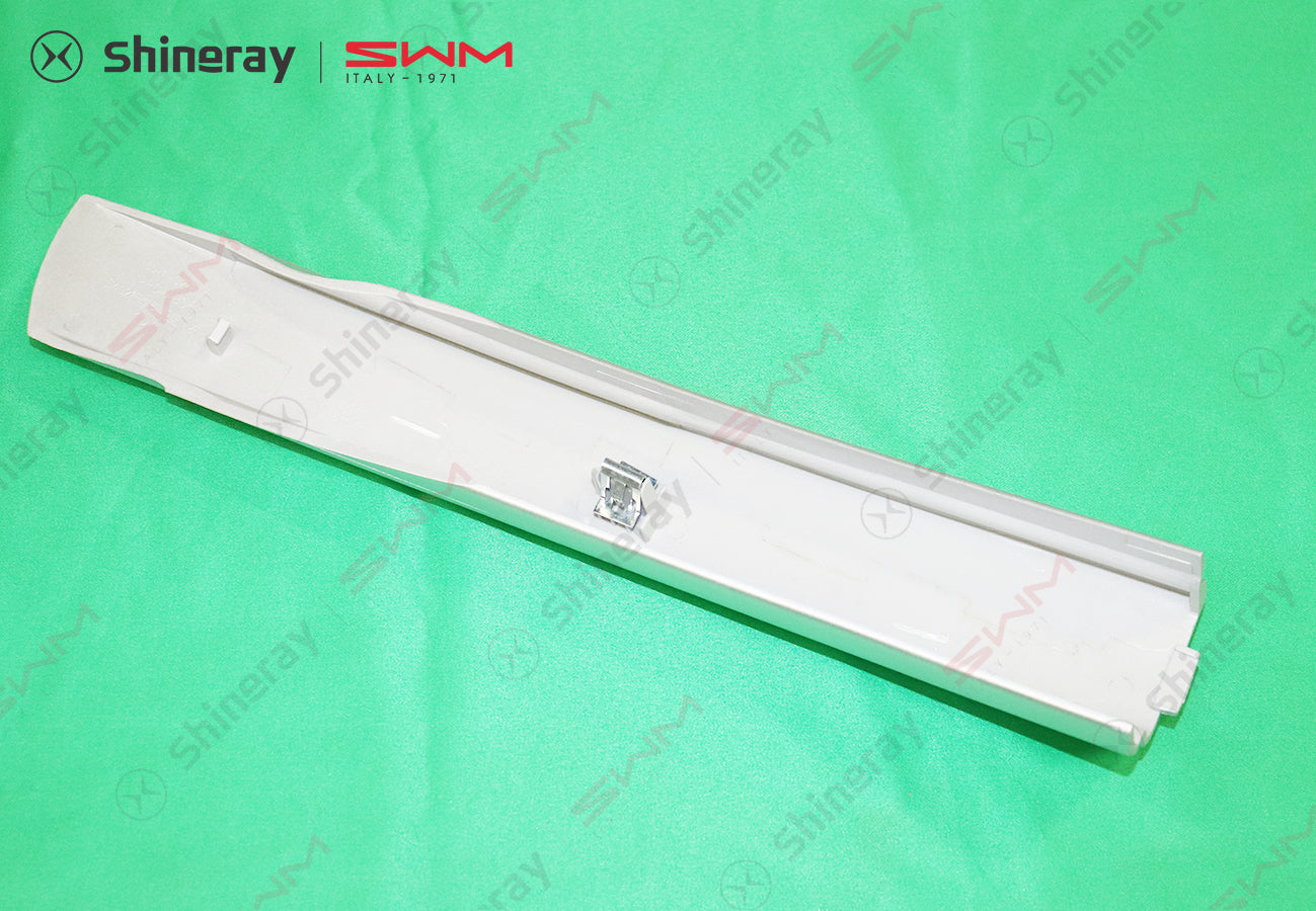 5524202-E0010-A000000>Right front end cover