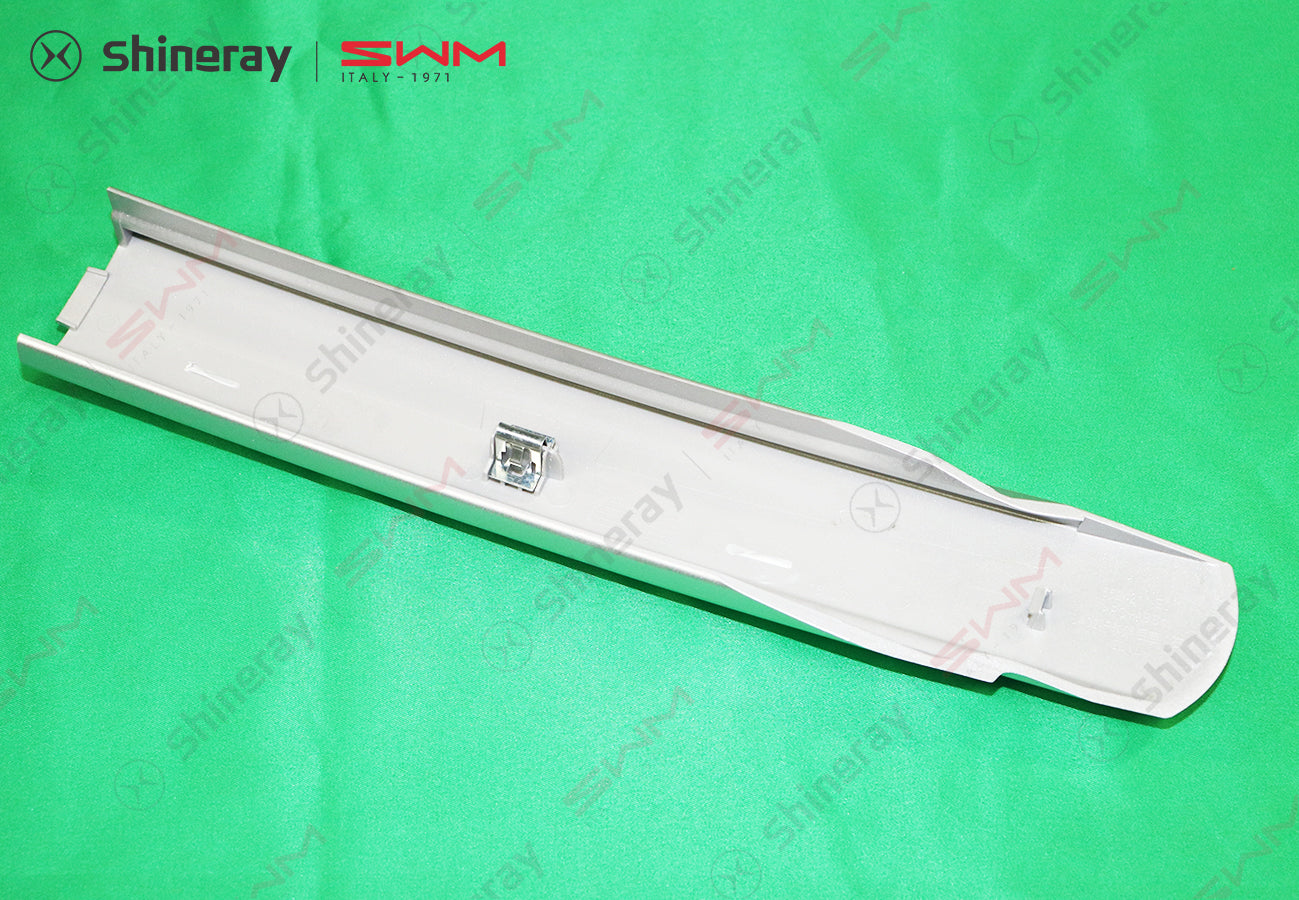 5524211-E0010-A000000>Right rear end cover