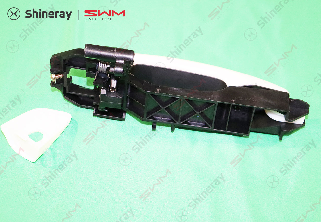 6105700-F0010-A0000000>Left front door handle assembly (painted - bright strip)