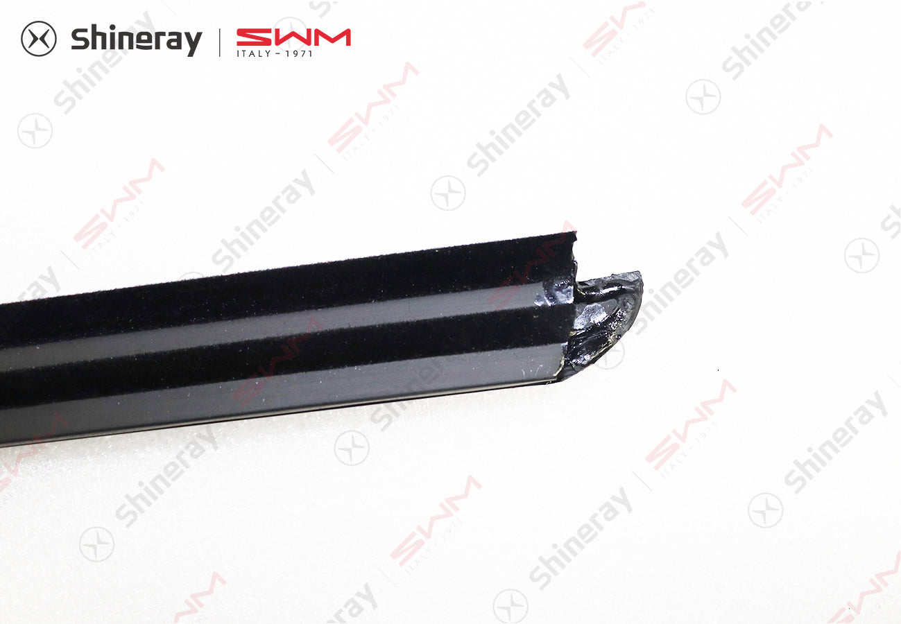 6207211-BA010-A000000>Back door water cut after the door