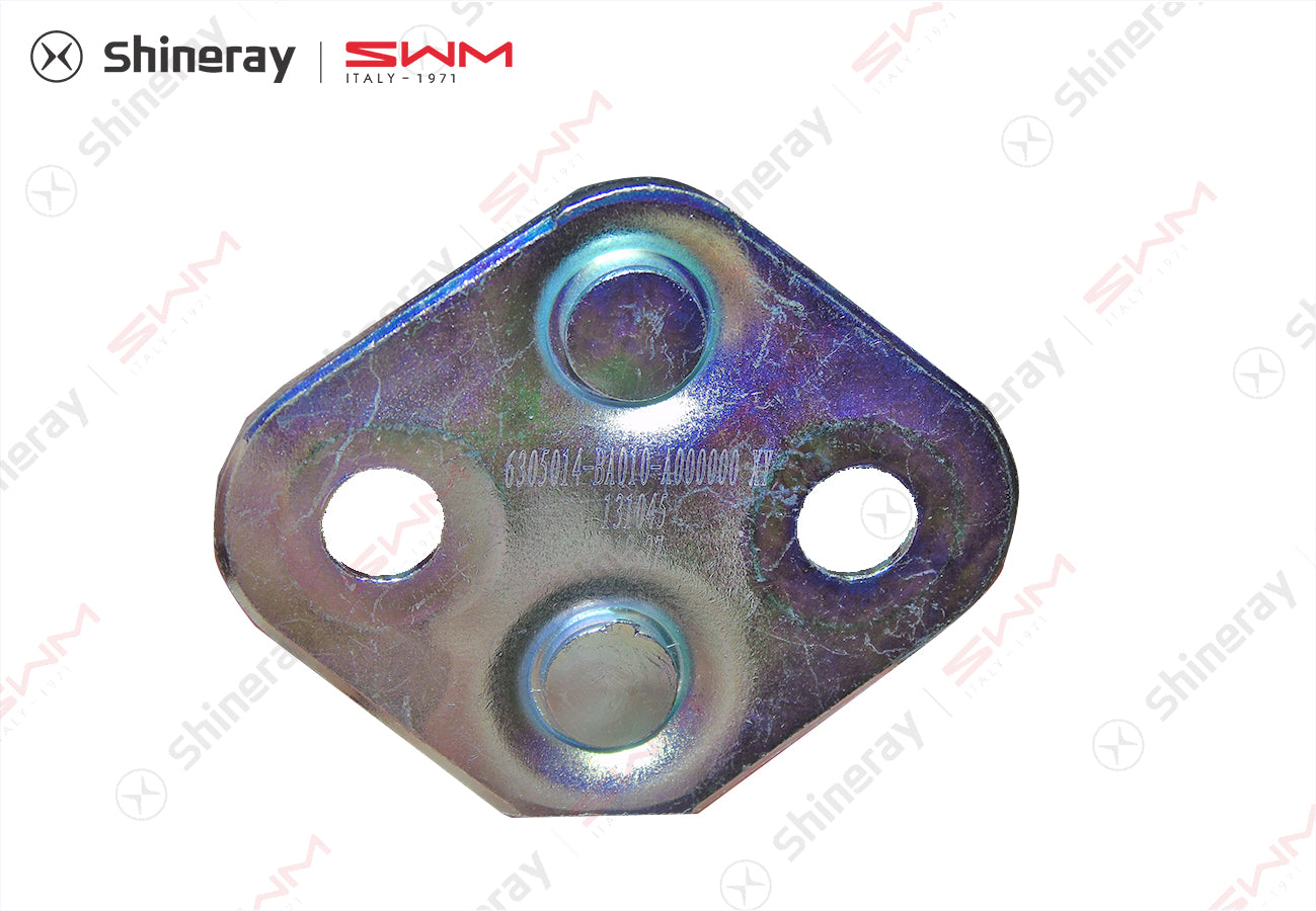 6305014-BA010-A000000>Back door lock catch