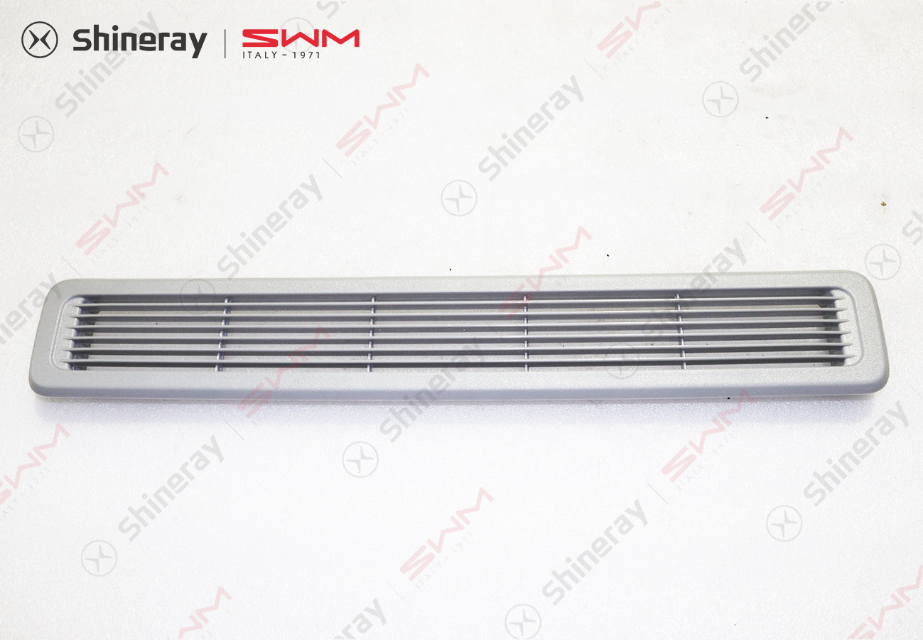 8107310-BB010-A000000>Forward intake grille