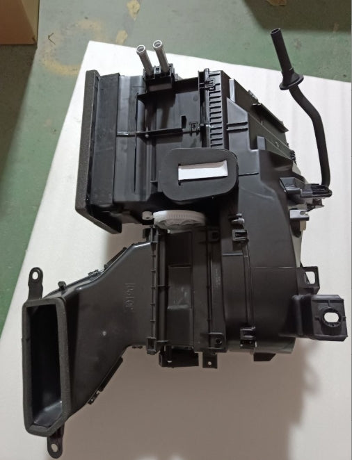 8101100-E0010-A100000>Three major components of electric air conditioning