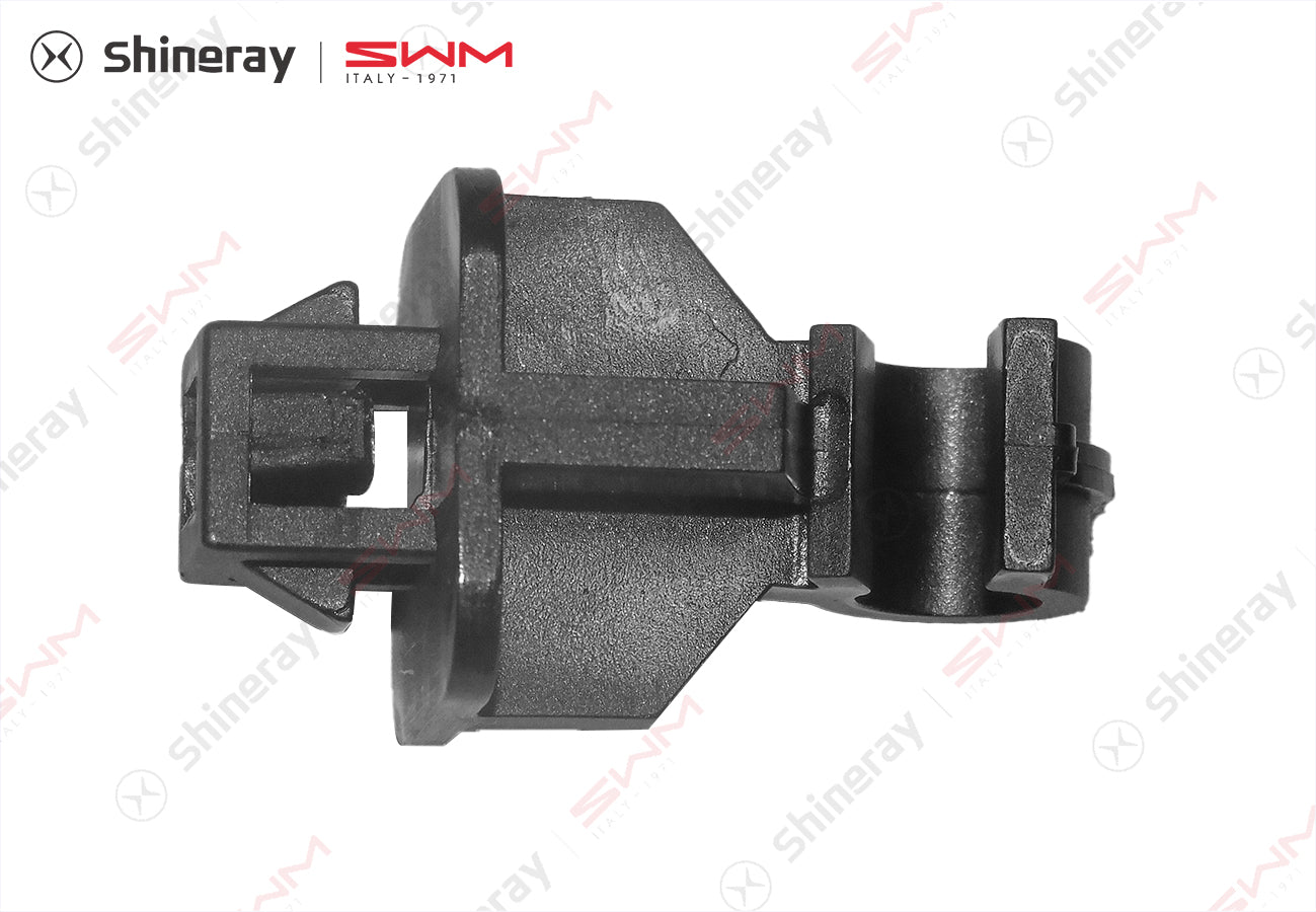 8402302-E0010-A000000>Fixed engine compartment support rod buckle