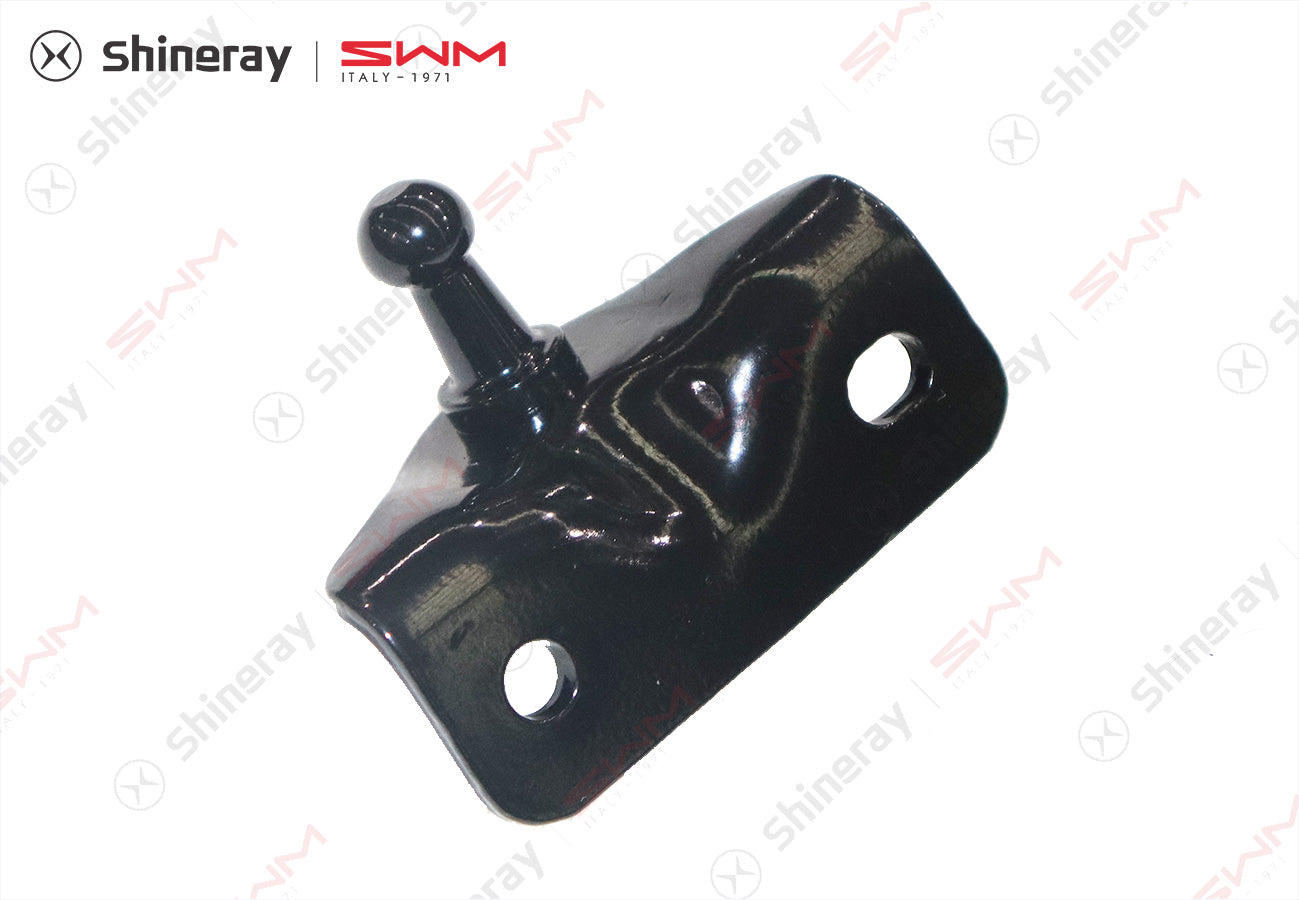 8402314-E0010-A000000>Right side gas spring bracket in engine compartment