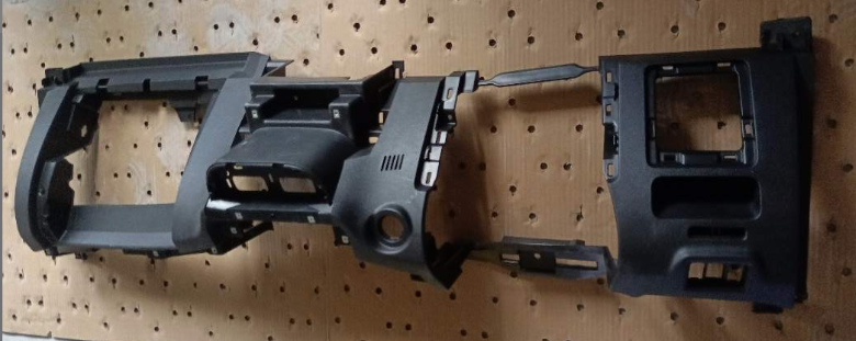 5306100-D0010-A100000>Instrument panel lower body assembly