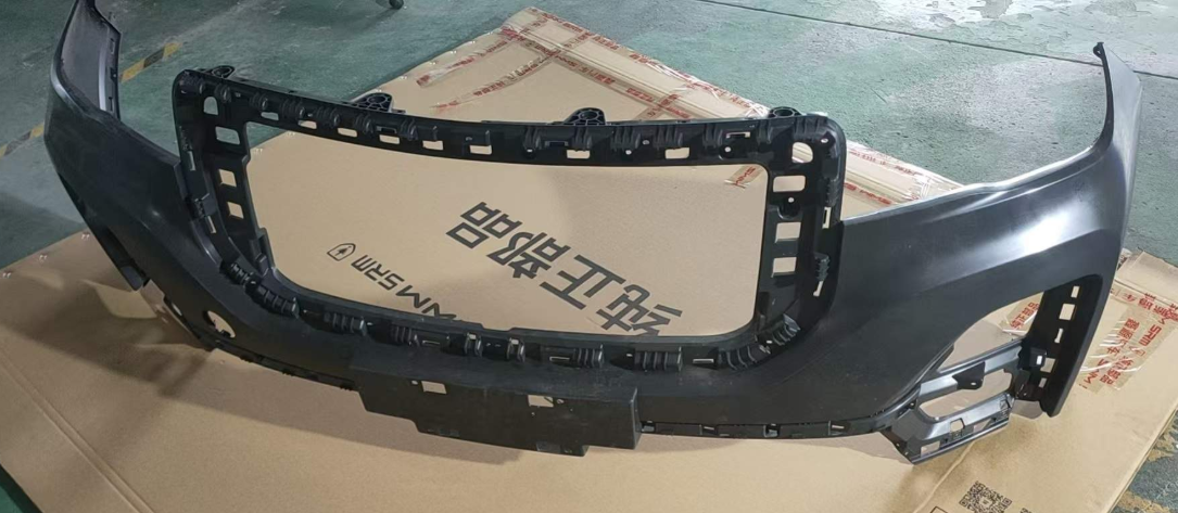 2803101-DA010-A000000>Upper body of front bumper