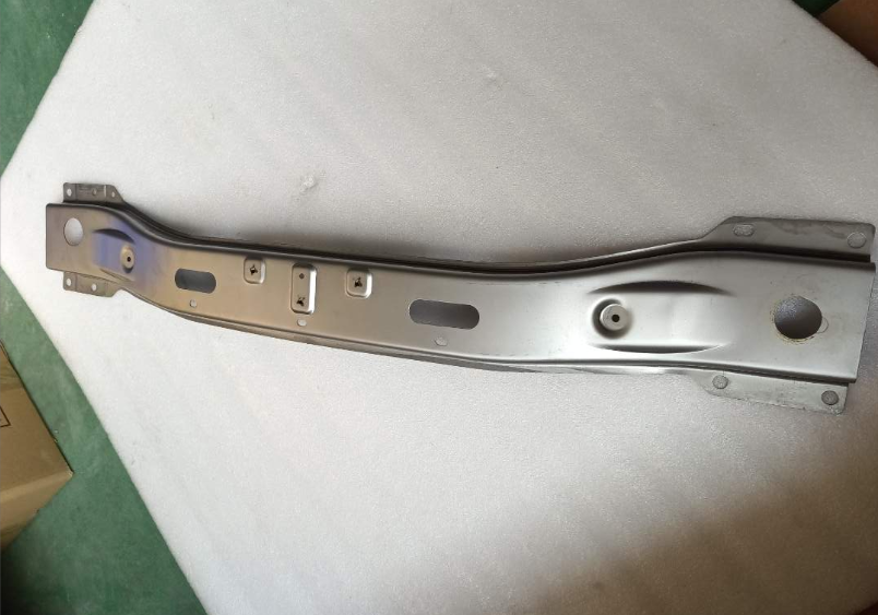 8400081-FA01L-A000000>Front bumper crossbeam assembly
