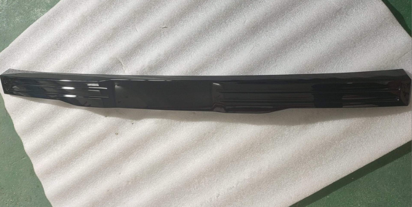 5506100-FA010-A100000>Rear license plate decoration assembly