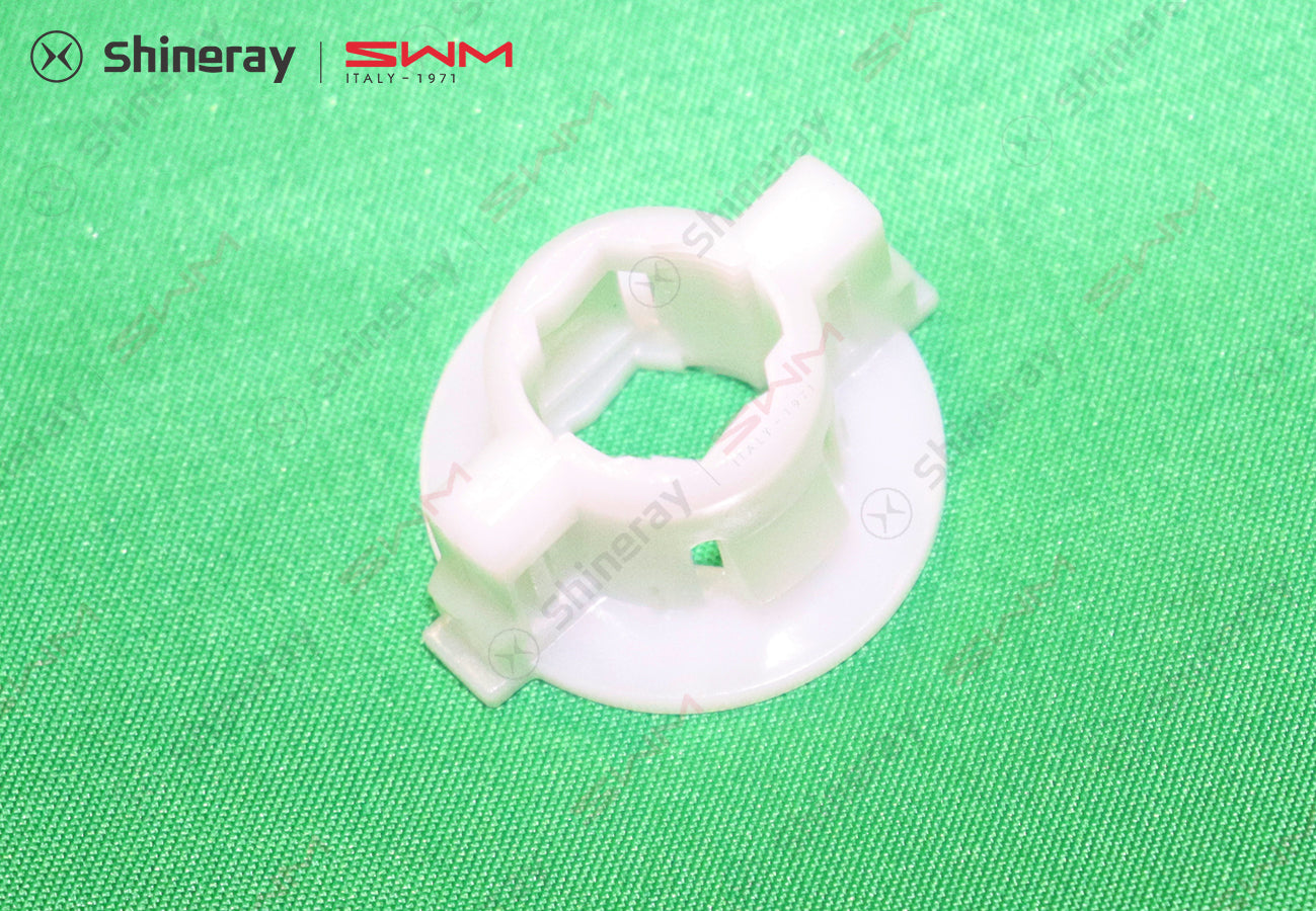 9006100-C0020-A000000>Brake light switch installation buckle