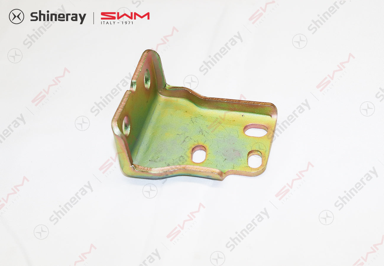 1007101-D1500-A000000>Intake manifold bracket