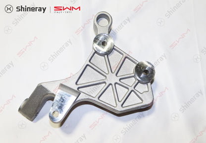 8103001-E1800-B100000>Compressor bracket>5MT