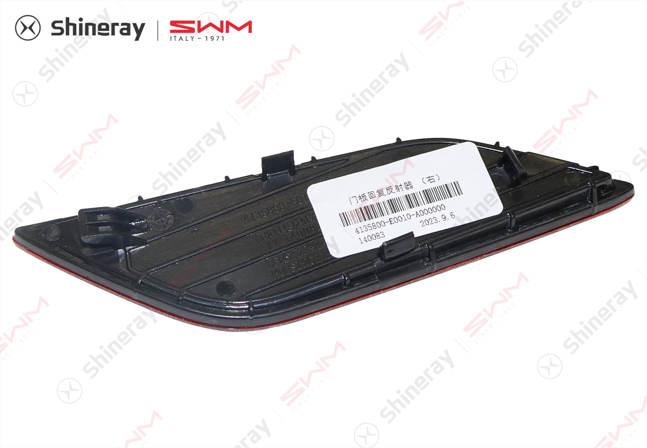 4135800-E0010-A000000>Door panel reflex reflector (right)