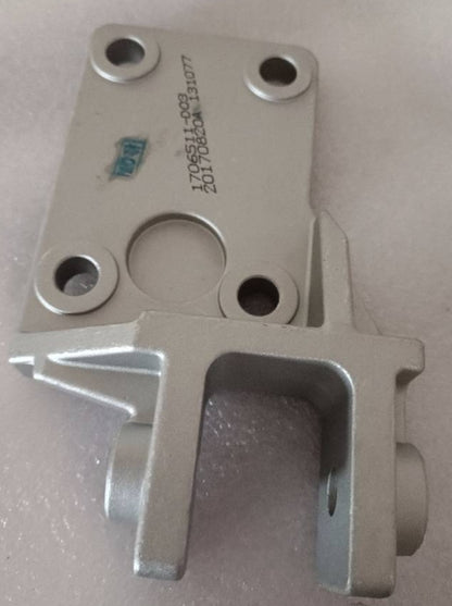 1706511-D0030-A000000>Torque arm suspension bracket (1.5T-6AT)