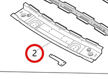 5701111-E001L-A000000>Front crossbeam component of top cover