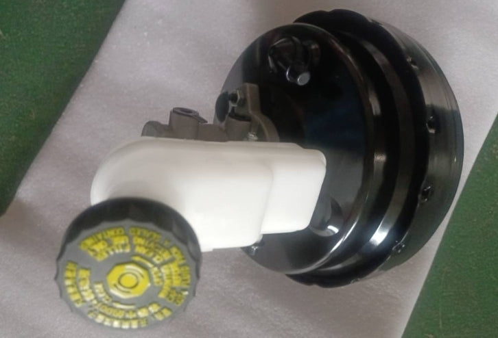 3540100-E0010-A10000>Vacuum booster with master cylinder and brake fluid reservoir assembly MT>6MT