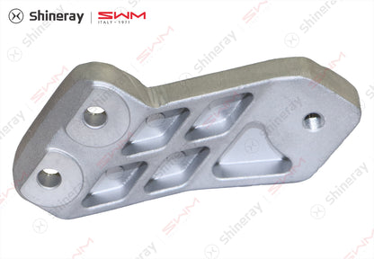 8103001-D1500-A000000>Compressor bracket> 7DCT,6MT,6AT