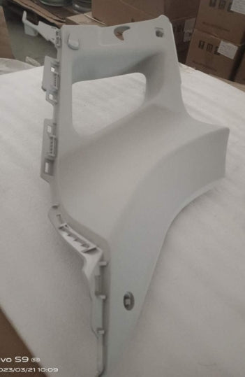 5412250-E0010-A000000>C-pillar upper guard assembly (right)