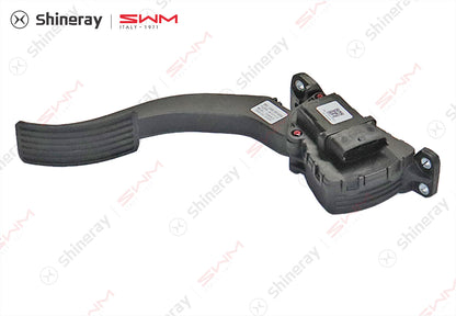 2104200-JD030-A000000>Electronic accelerator pedal