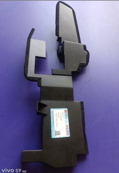 8513200-E0010-A000000>Left air deflector assembly