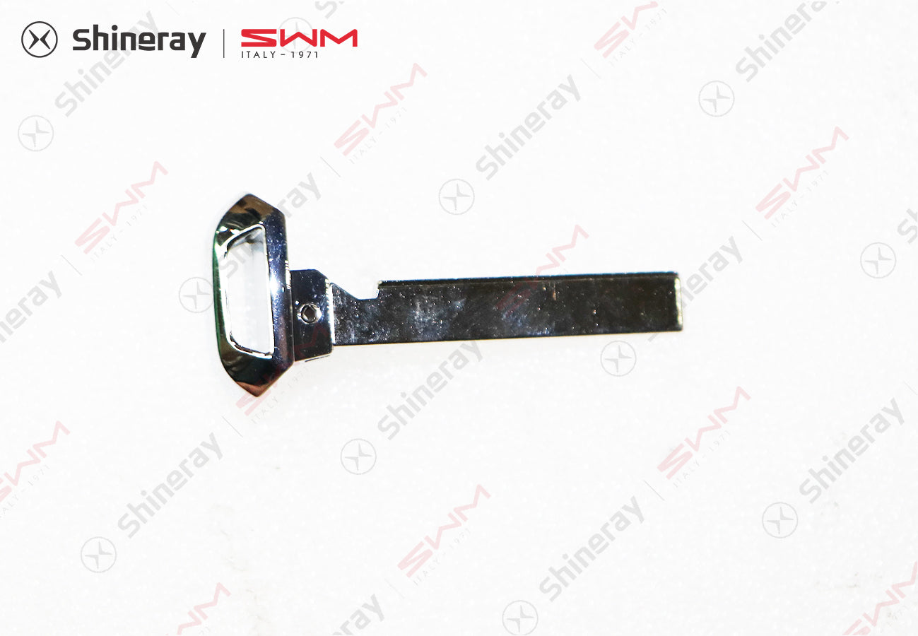 3704140-D0020-A000000>Keyblade