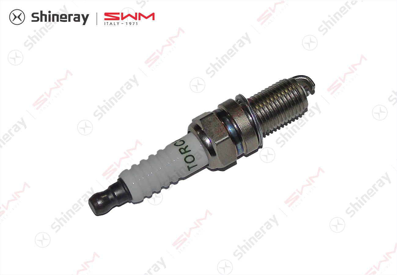 3707030-J1500-A000000>Spark plug