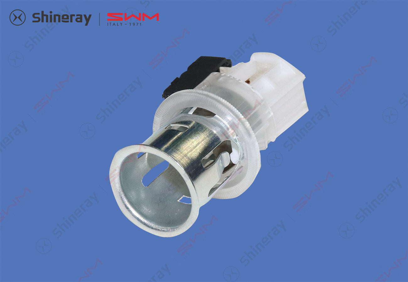 3725110-E0010-A000000>Cigarette lighter socket