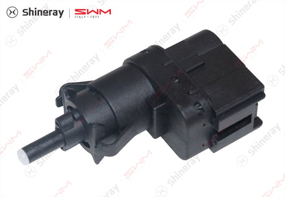 3750100-E0010-A000000>Brake light switch