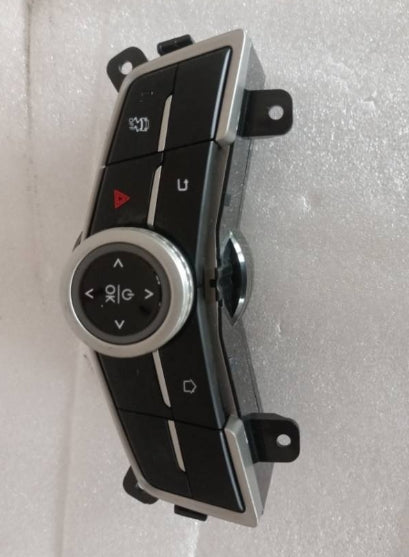 3750120-E0050-B100000>Auxiliary instrument panel switch group (silver spray)